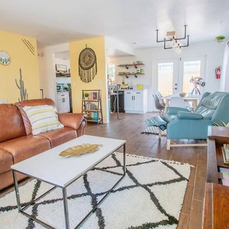 New! Jt Sunshine House Cozy, Artsy & Comfy, Dog Friendly, 3Bd Villa Joshua Tree Buitenkant foto